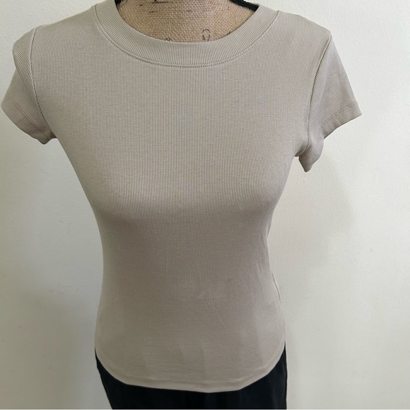 Madewell Brightside Tee - Picture 2 of 7